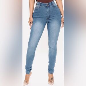 High Rise Skinny Jeans Size 11 NWT